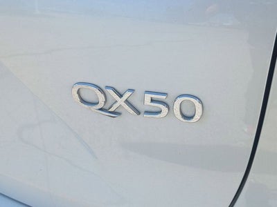 2025 INFINITI QX50 LUXE