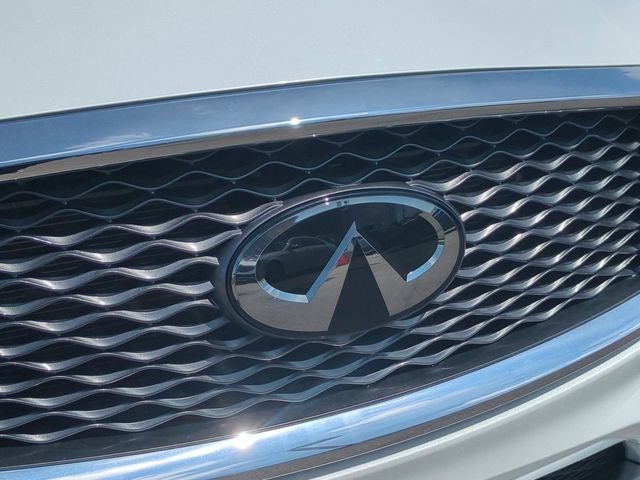 2025 INFINITI QX50 LUXE