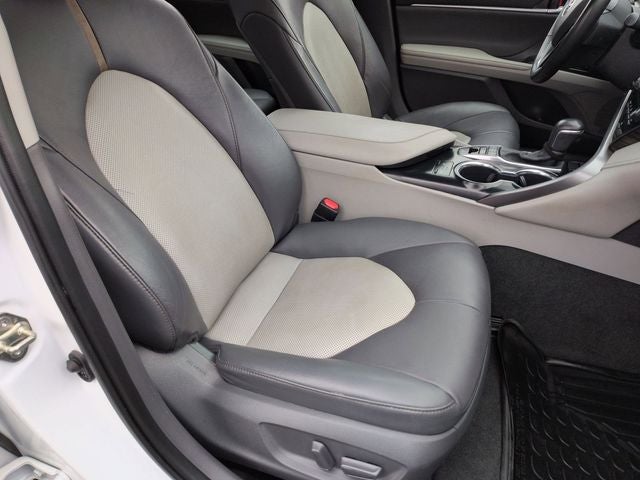 2020 Toyota Camry XLE