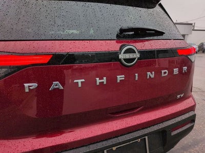 2023 Nissan Pathfinder SV