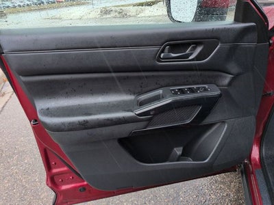 2023 Nissan Pathfinder SV