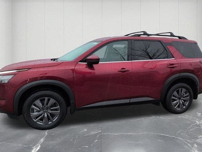2023 Nissan Pathfinder SV