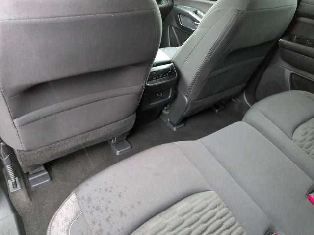 2023 Nissan Pathfinder SV