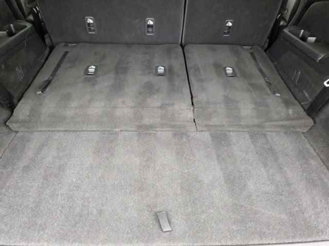 2023 Nissan Pathfinder SV