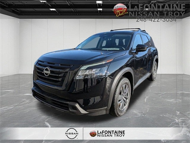 2025 Nissan Pathfinder SV