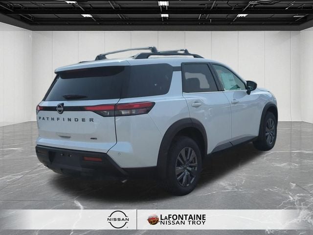 2026 Nissan Pathfinder SV