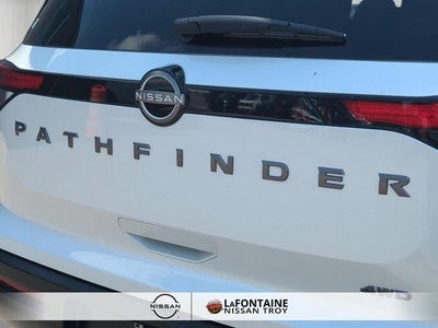 2026 Nissan Pathfinder SV