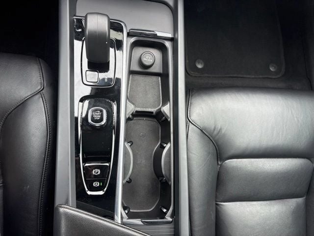2023 Volvo S60 B5 Plus Black Edition