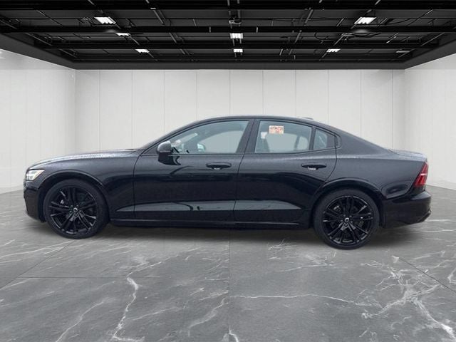 2023 Volvo S60 B5 Plus Black Edition
