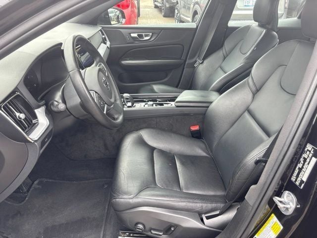 2023 Volvo S60 B5 Plus Black Edition
