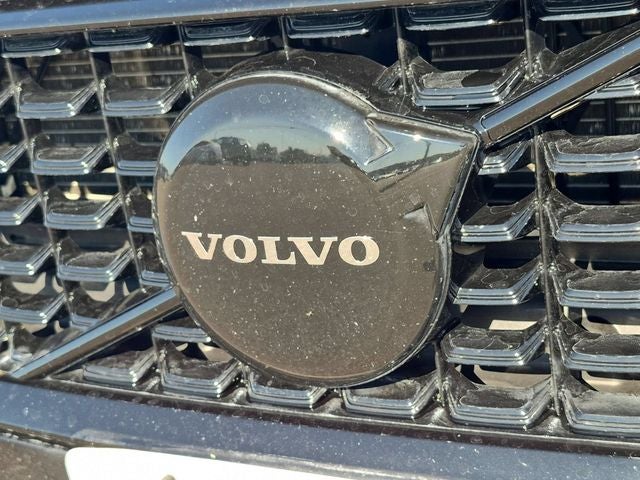 2023 Volvo S60 B5 Plus Black Edition