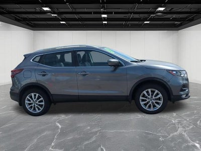 2021 Nissan Rogue Sport SV