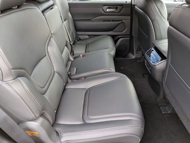 2026 Nissan Armada SV