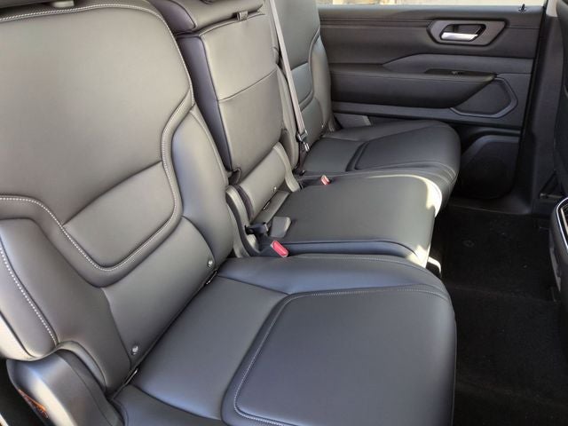 2026 Nissan Armada SV