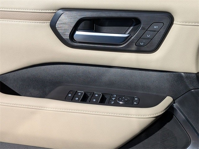 2025 Nissan Armada Platinum Reserve