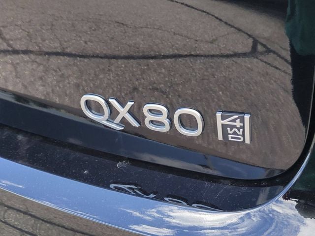 2025 INFINITI QX80 PURE