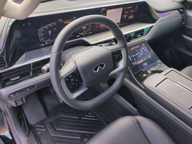 2025 INFINITI QX80 PURE