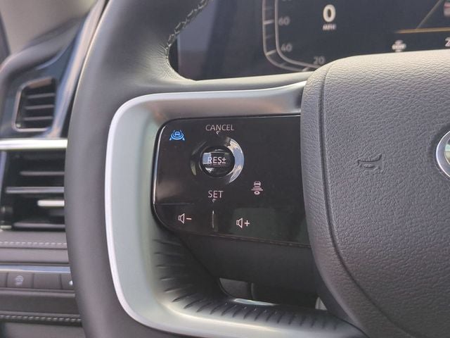 2025 INFINITI QX80 PURE