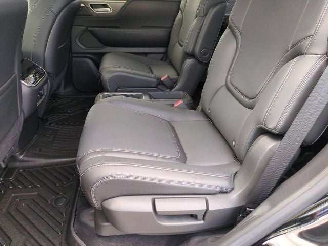 2025 INFINITI QX80 PURE