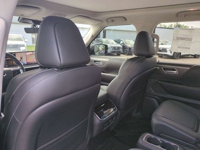 2025 INFINITI QX80 PURE