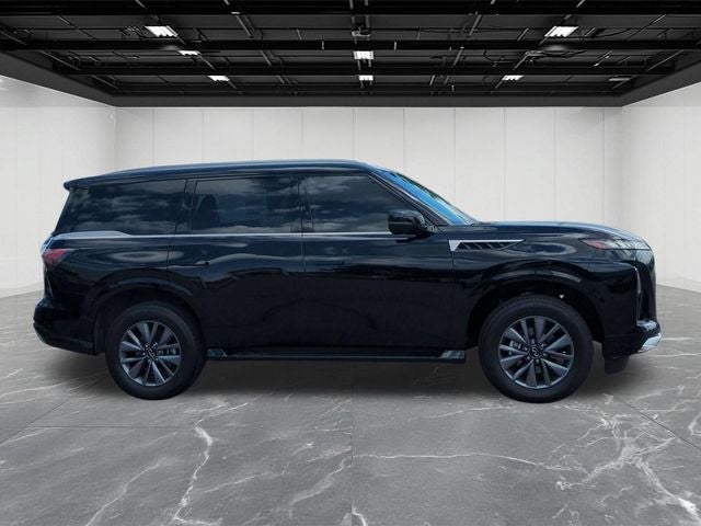 2025 INFINITI QX80 PURE