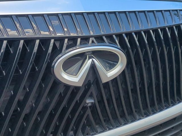 2025 INFINITI QX80 PURE