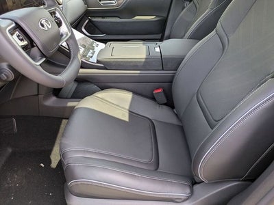 2026 INFINITI QX80 LUXE