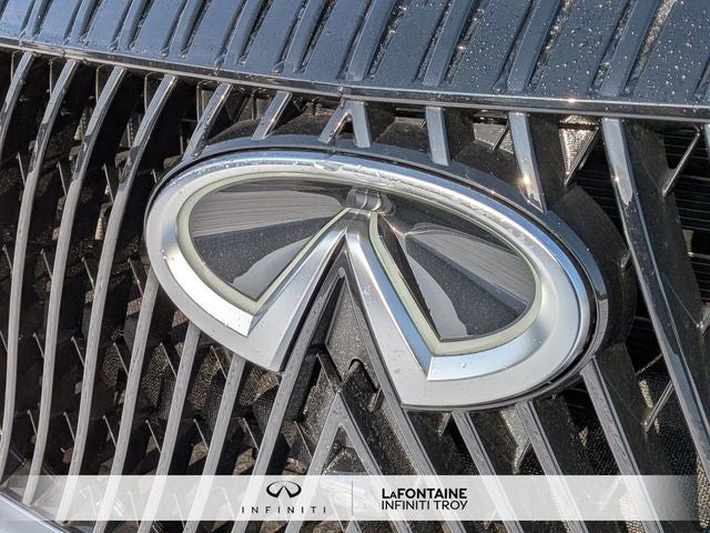 2026 INFINITI QX80 LUXE