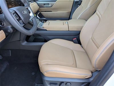 2026 INFINITI QX80 LUXE