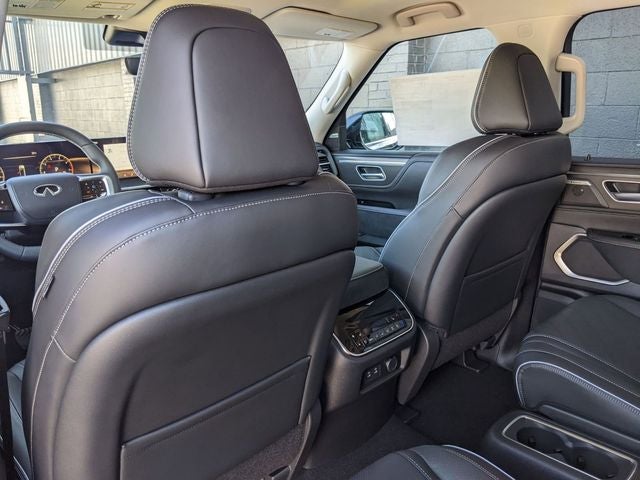 2026 INFINITI QX80 LUXE