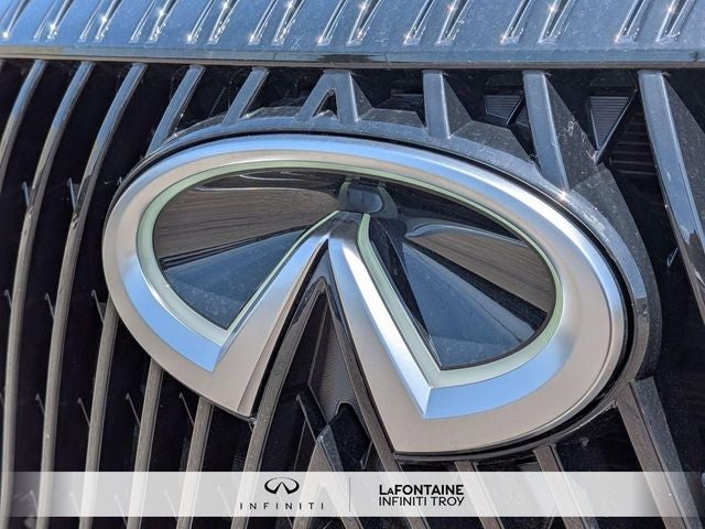 2026 INFINITI QX80 LUXE