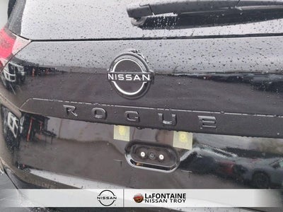 2026 Nissan Rogue Dark Armor