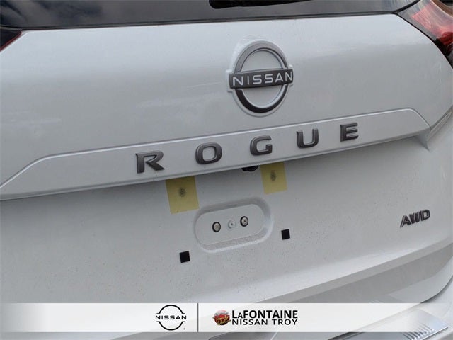 2026 Nissan Rogue SV