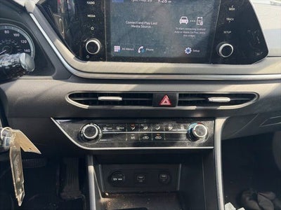 2023 Hyundai Sonata SE