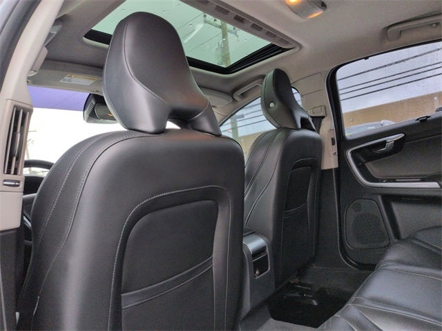 2018 Volvo S60 Inscription T5 Platinum