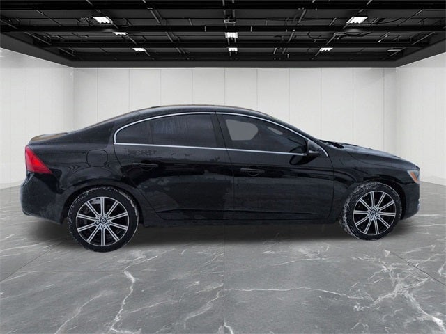 2018 Volvo S60 Inscription T5 Platinum