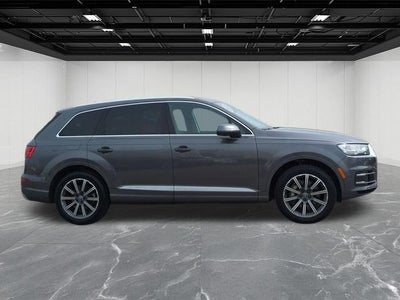 2019 Audi Q7 55 Premium Plus quattro