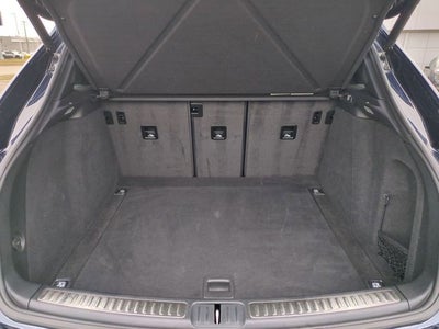 2023 Porsche Macan Base