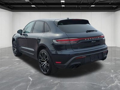 2023 Porsche Macan Base