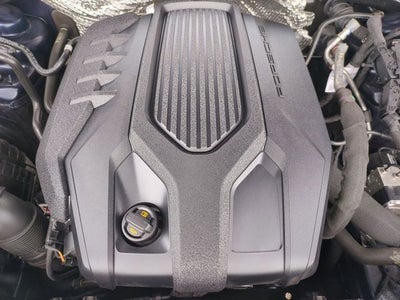 2023 Porsche Macan Base