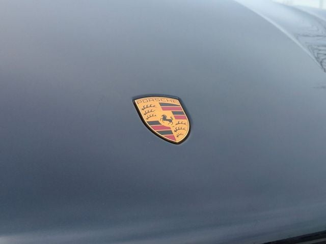 2023 Porsche Macan Base