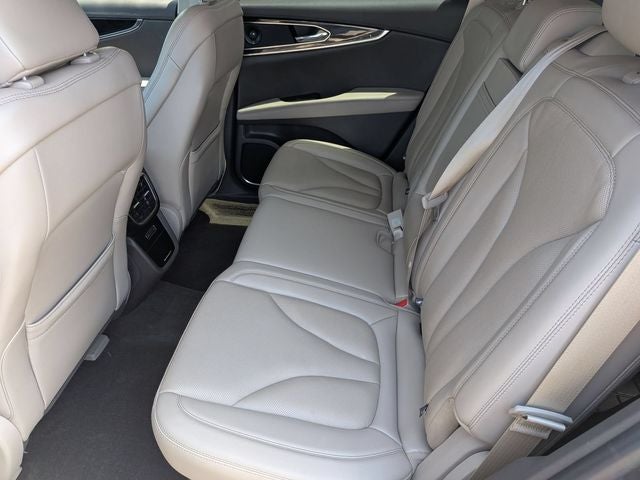 2021 Lincoln Nautilus Reserve AWD