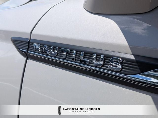 2022 Lincoln Nautilus Reserve AWD