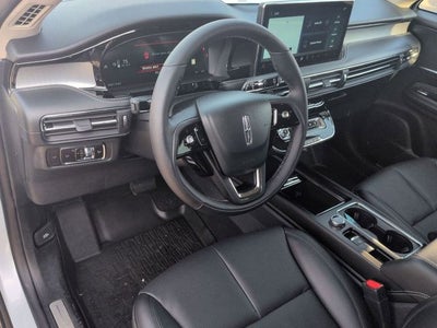 2025 Lincoln Corsair Premiere