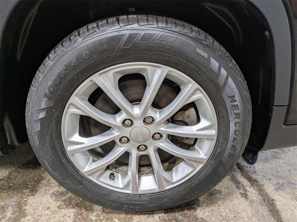 2019 Jeep Cherokee Latitude