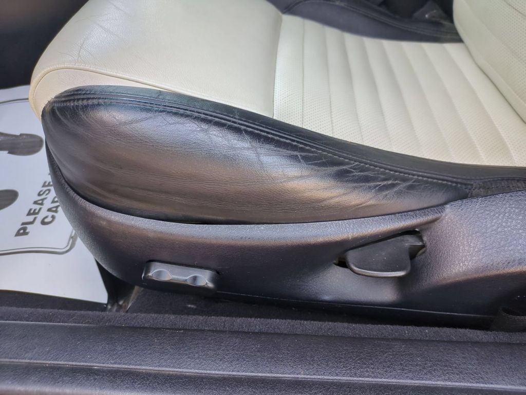 2003 Ford Thunderbird Base