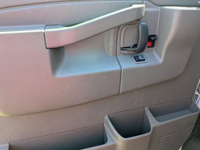 2024 Chevrolet Express 3500 LT Passenger