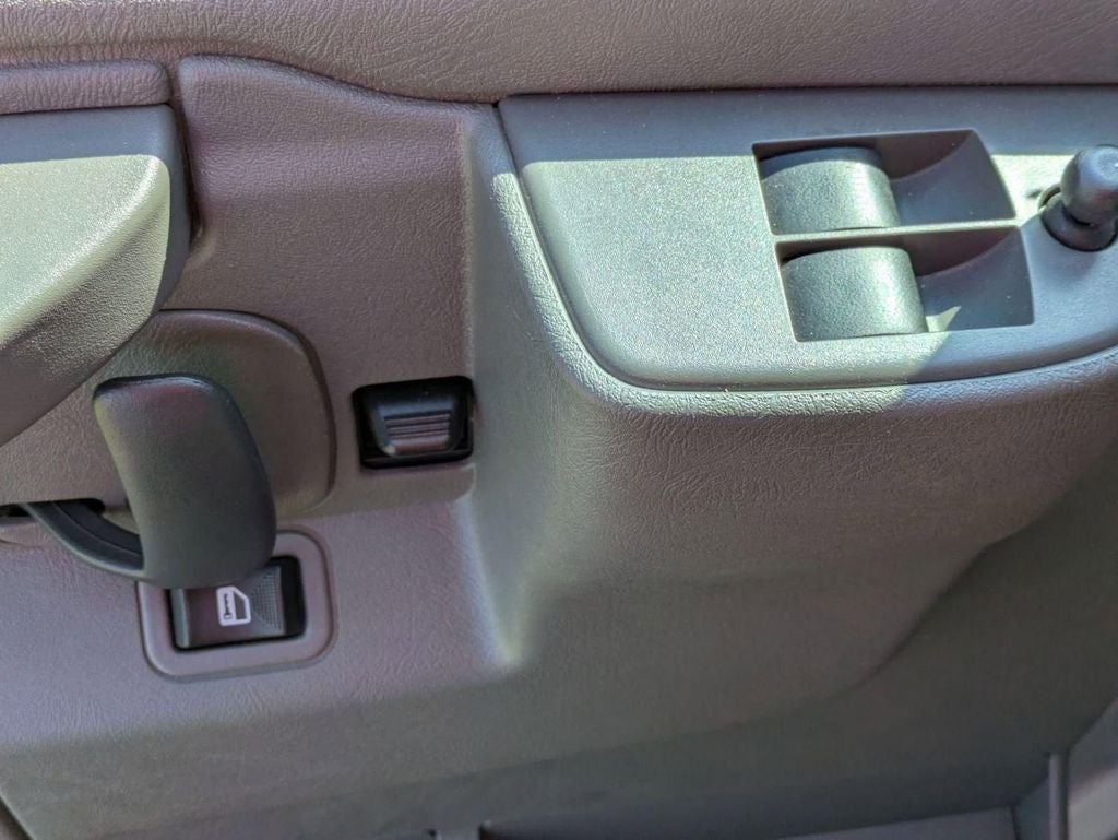 2024 Chevrolet Express 3500 LT Passenger