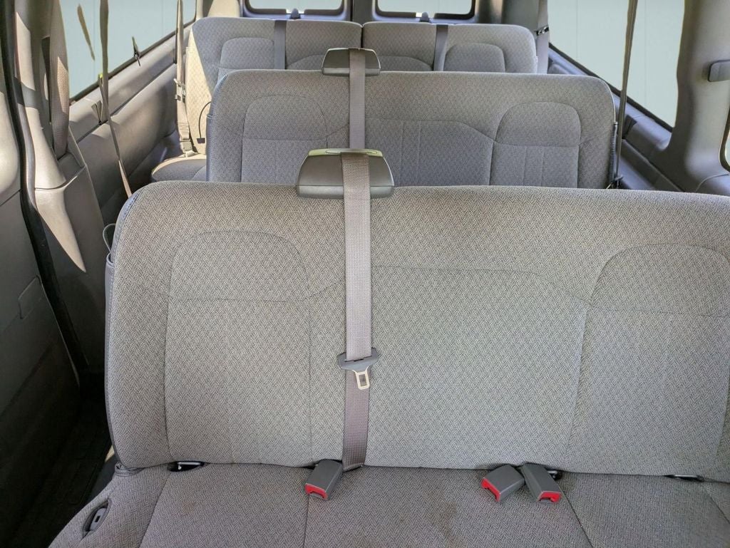 2024 Chevrolet Express 3500 LT Passenger