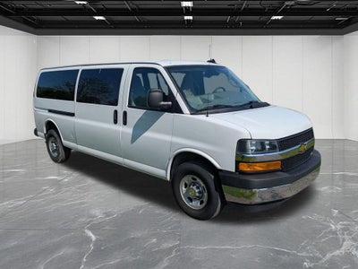 2024 Chevrolet Express 3500 LT Passenger